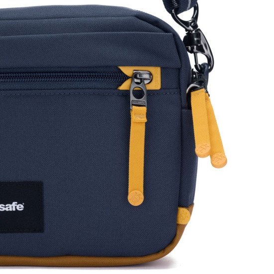 Сумка через плече антизлодій Pacsafe GO Crossbody, колір темно-синій/помаранчевий - 35105660 Сумка через плече антизлодій Pacsafe GO Crossbody, колір темно-синій/помаранчевий - 35105660