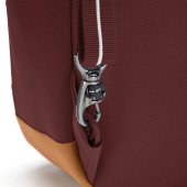 Рюкзак міський антизлодій Pacsafe GO 15, колір бургунді/помаранчевий - 35110345 Рюкзак міський антизлодій Pacsafe GO 15, колір бургунді/помаранчевий - 35110345