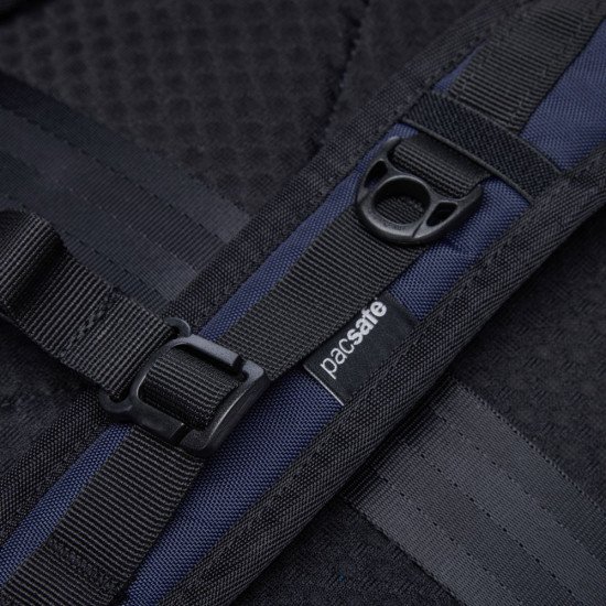Рюкзак для подорожей антизлодій Pacsafe V 24L Active, колір темно-синій - 60301658