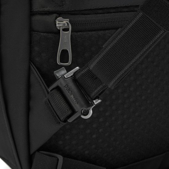 Рюкзак міський антизлодій Pacsafe V 16 All-around, колір чорний - 61120130 Рюкзак міський антизлодій Pacsafe V 16 All-around, колір чорний - 61120130