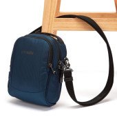 Сумка через плече антизлодій Pacsafe Metrosafe LS100 Econyl Crossbody, колір синій - 40115641