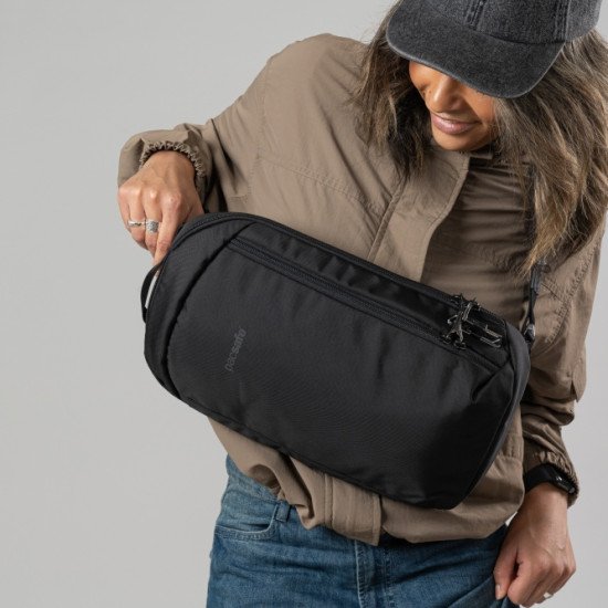 Сумка через плече антизлодій Pacsafe Vibe 325 sling, колір насичений чорний - 60221130 Сумка через плече антизлодій Pacsafe Vibe 325 sling, колір насичений чорний - 60221130