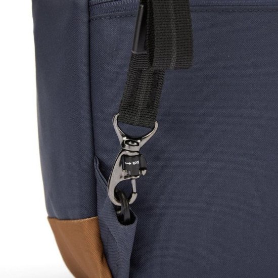 Рюкзак міський антизлодій Pacsafe GO 25, колір синій - 35115651
