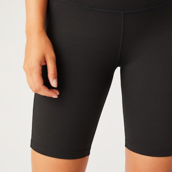 Шорти жіночі спортивні Geyser Performance, колір чорний - G11049900M