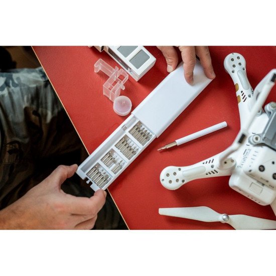 Набір викруток 24 біти Voyager Charlotte, в футлярі, колір чорний - V0074-03