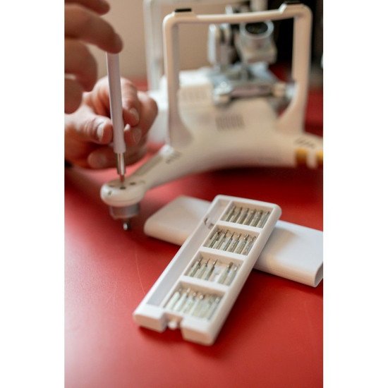 Набір викруток 24 біти Voyager Charlotte, в футлярі, колір чорний - V0074-03