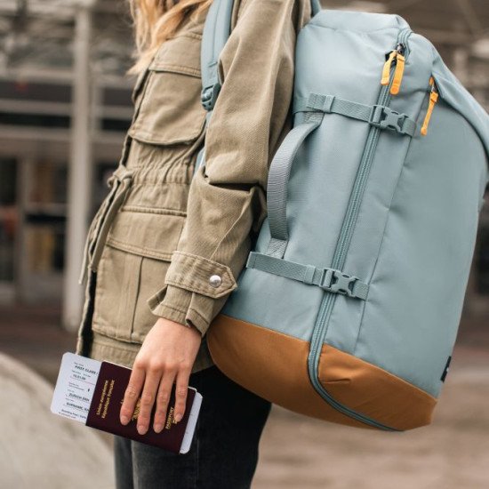 Рюкзак-сумка антизлодій Pacsafe GO Carry-on 44, колір свіжий м'ятний/помаранчевий - 35160528 Рюкзак-сумка антизлодій Pacsafe GO Carry-on 44, колір свіжий м'ятний/помаранчевий - 35160528