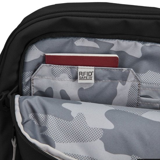 Рюкзак для подорожей антизлодій Pacsafe GO Carry-on 34, колір насичений чорний - 35155130