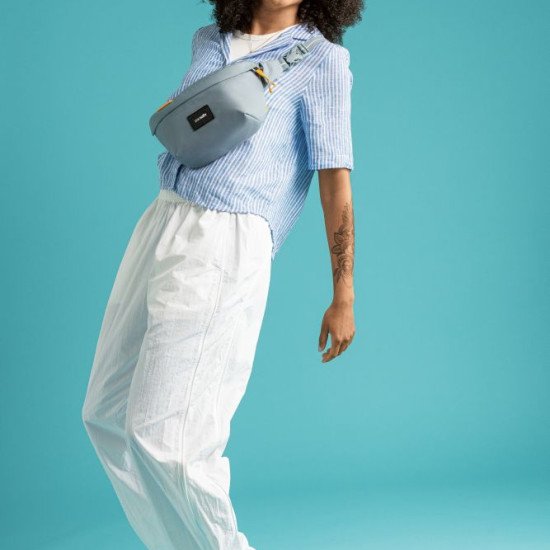 Сумка через плече антизлодій Pacsafe GO Sling, колір свіжий м'ятний - 35100528