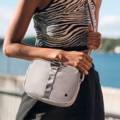 Сумка через плече жіноча антизлодій Pacsafe Citysafe CX square Crossbody, колір рожевий - 20436340 Сумка через плече жіноча антизлодій Pacsafe Citysafe CX square Crossbody, колір рожевий - 20436340